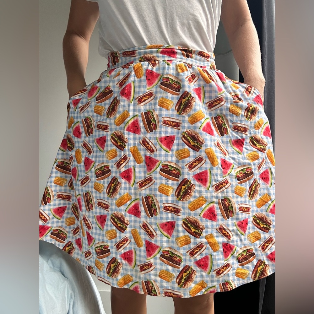 Retrolicious Picnic Print Skirt Large